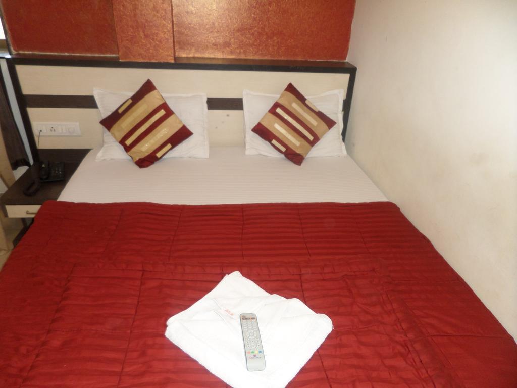 Hotel Minerva Residency Mumbai Kültér fotó