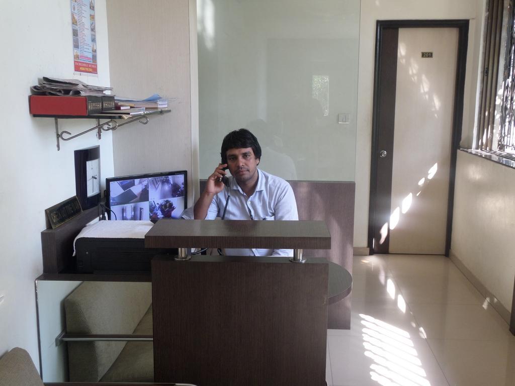 Hotel Minerva Residency Mumbai Kültér fotó