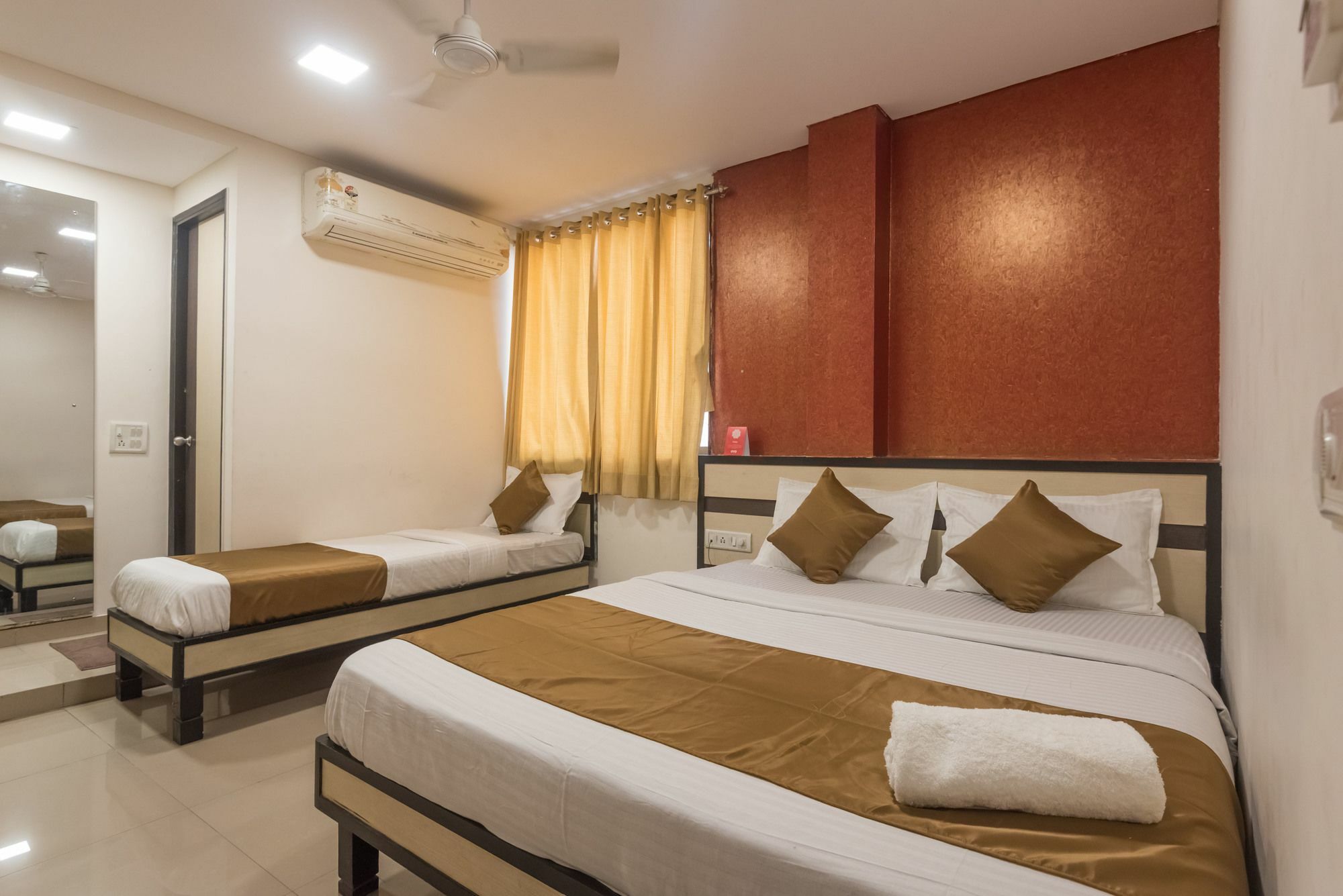 Hotel Minerva Residency Mumbai Kültér fotó